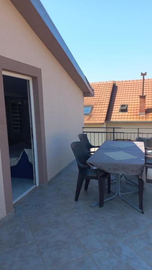 Belane Apartments Tivat Exterior photo